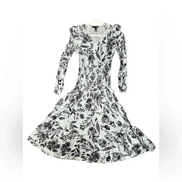 Aqua Women's Linen Blend Smocked Long Sleeve Midi Dress Flower Print Blue Sz XS - Picture 3 of 10